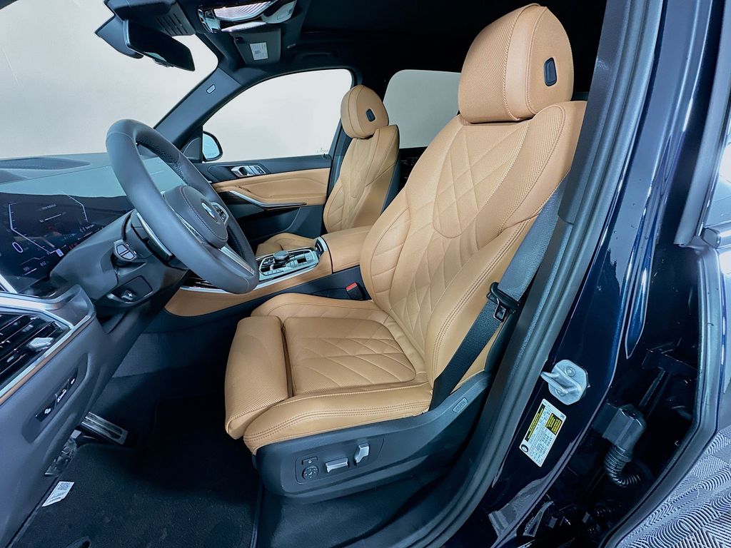 Thumbnail: 2026 BMW X5 - 16