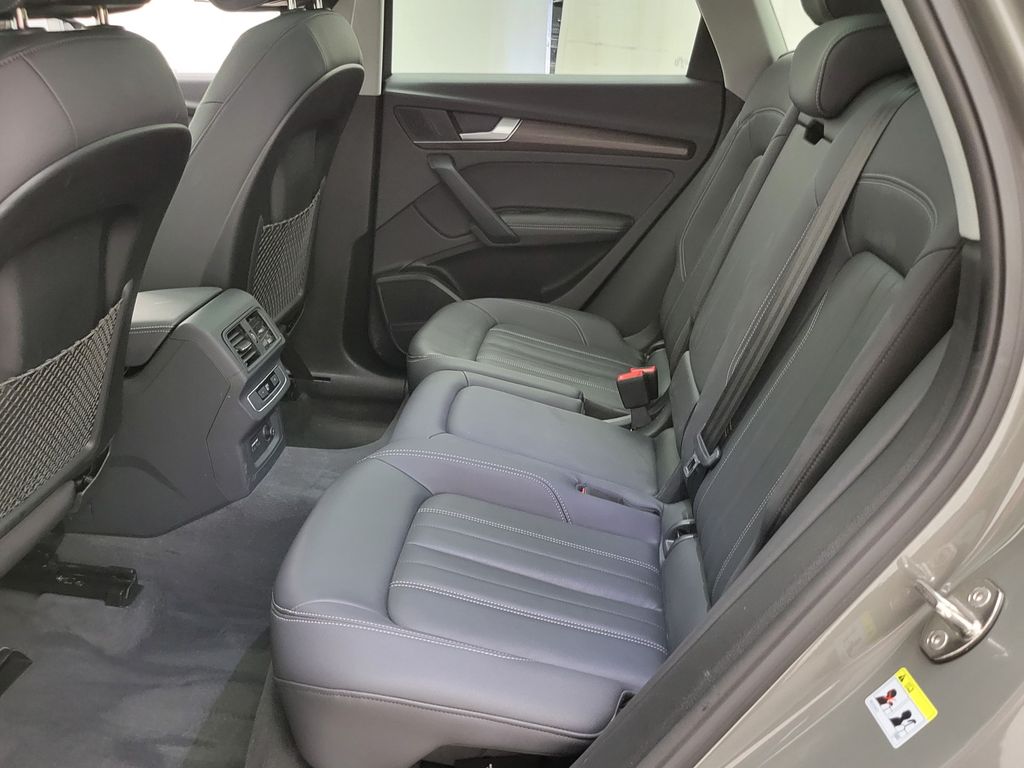 Thumbnail: 2023 Audi Q5 - 22