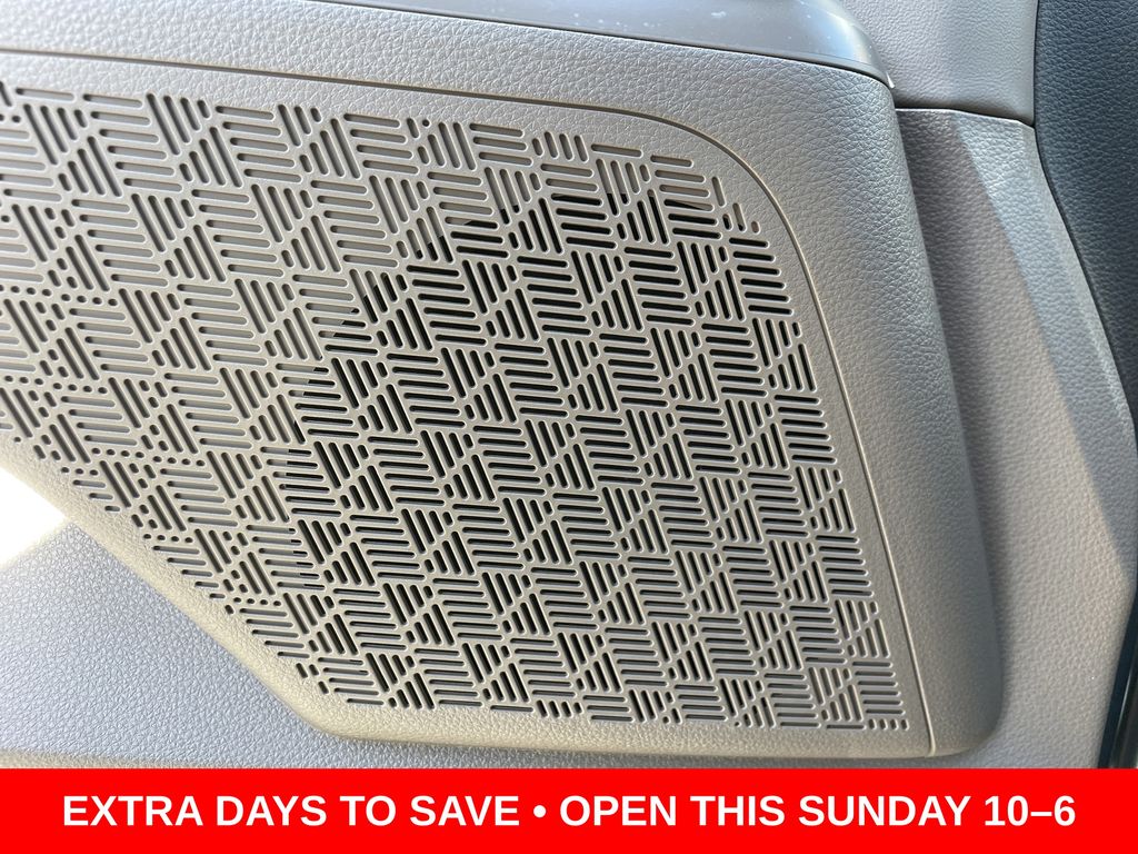 new 2026 Kia Carnival car, priced at $44,854