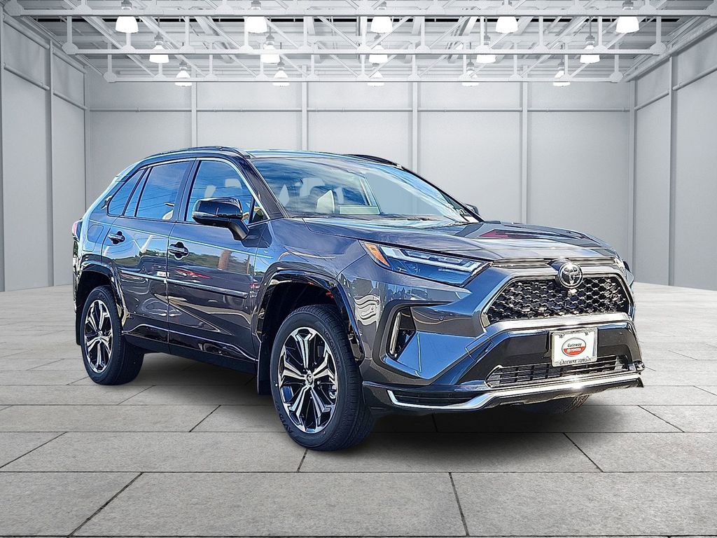 Thumbnail: 2025 Toyota RAV4 - 3