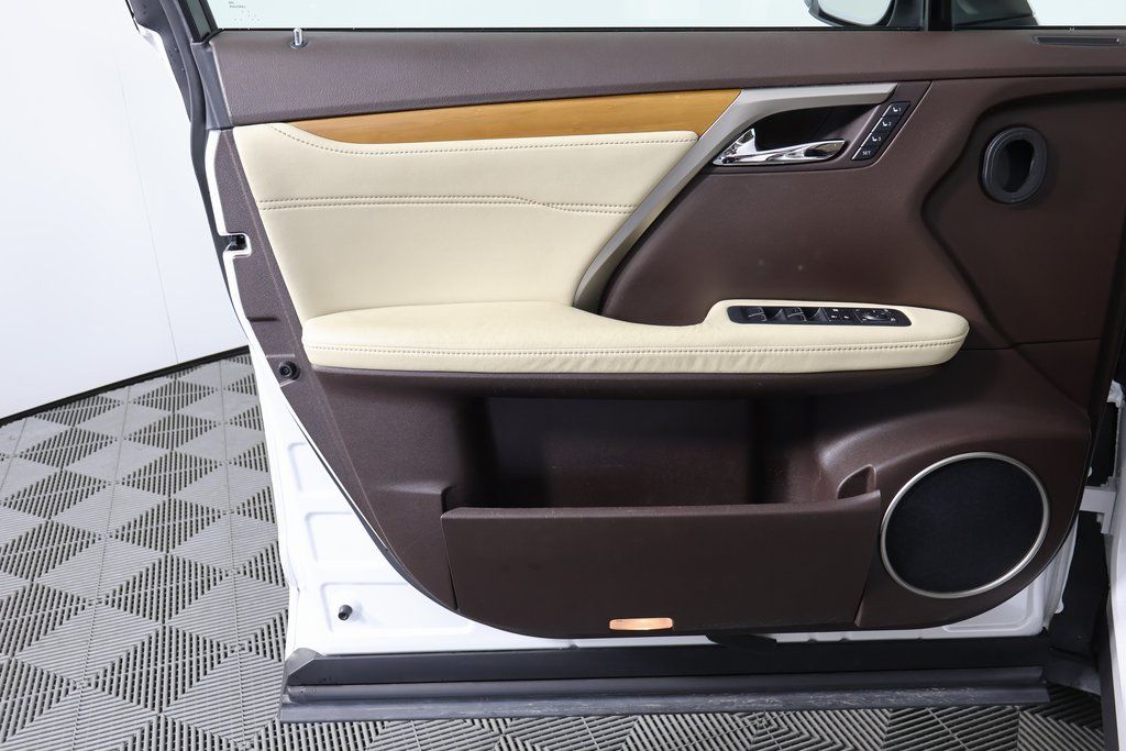 Thumbnail: 2016 Lexus RX - 12