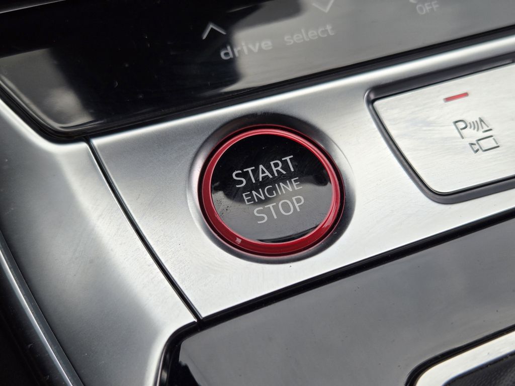 used 2025 Audi RS 6 Avant performance car, priced at $130,863