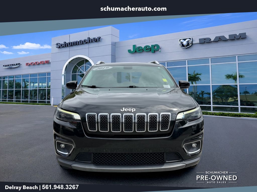 used 2019 Jeep Cherokee car, priced at $12,777