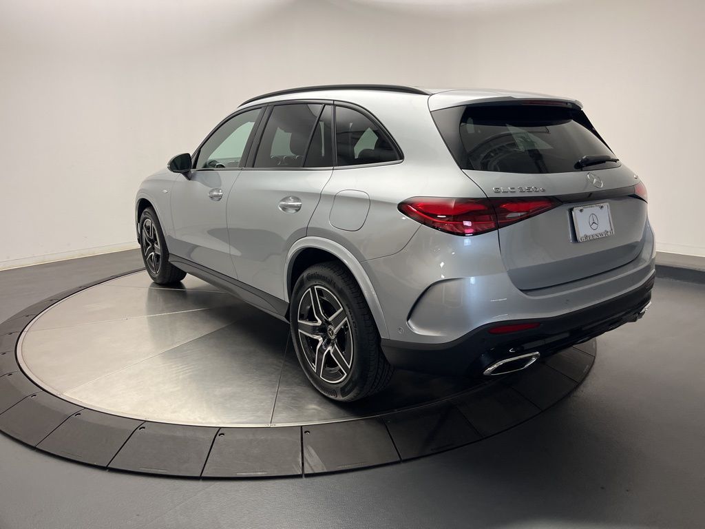 Thumbnail: 2025 Mercedes-Benz GLC - 5