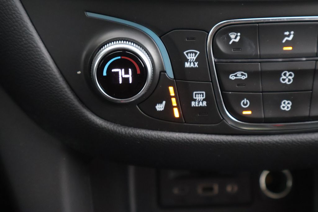 Thumbnail: 2024 Chevrolet Equinox - 20