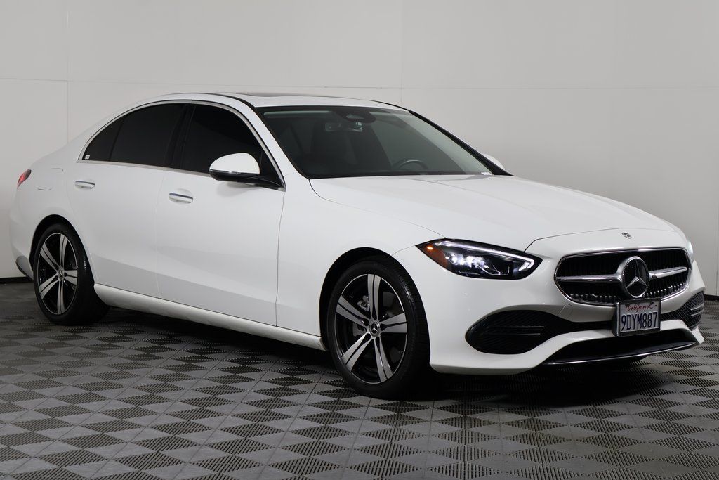 Thumbnail: 2022 Mercedes-Benz C-Class - 3