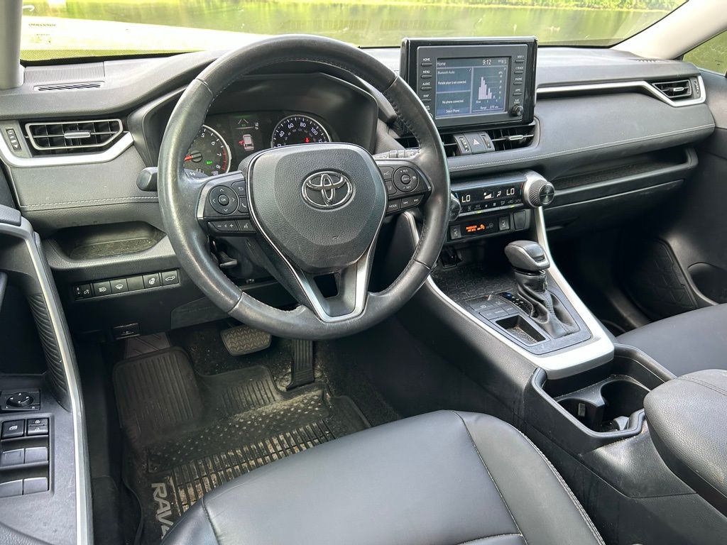 Thumbnail: 2019 Toyota RAV4 - 12