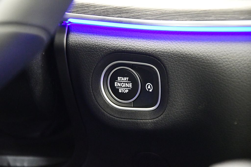 Thumbnail: 2025 Mercedes-Benz GLE - 28