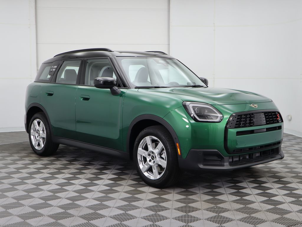 2025 MINI Cooper Countryman Base 4