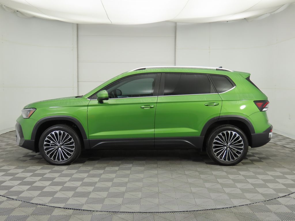 Thumbnail: 2025 Volkswagen Taos - 8