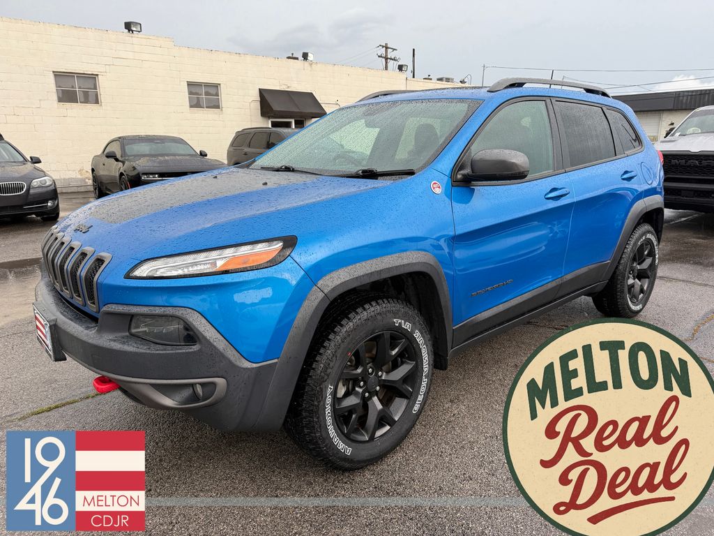 Hydro Blue Pearlcoat 2017 Jeep Cherokee Trailhawk 4WD SUV / Crossover Four-Wheel Drive 9-Speed Automatic