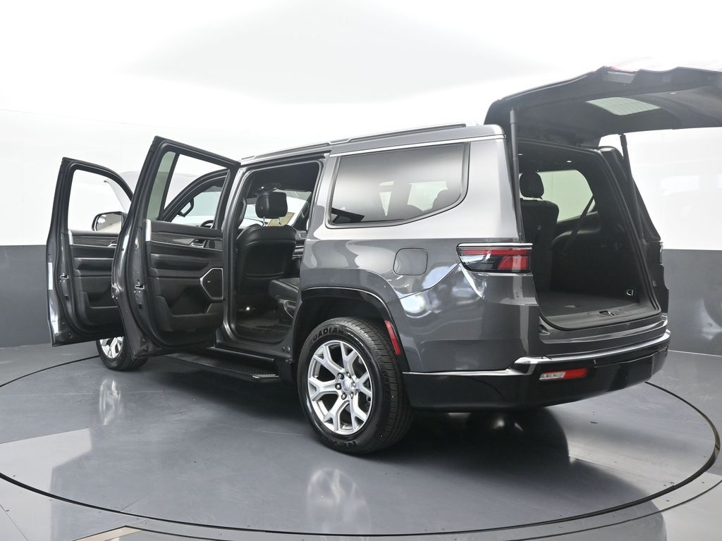 Used 2022 Baltic Gray Metallic Clearcoat Jeep Series II image 78