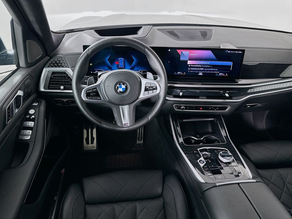 Thumbnail: 2023 BMW X7 - 23
