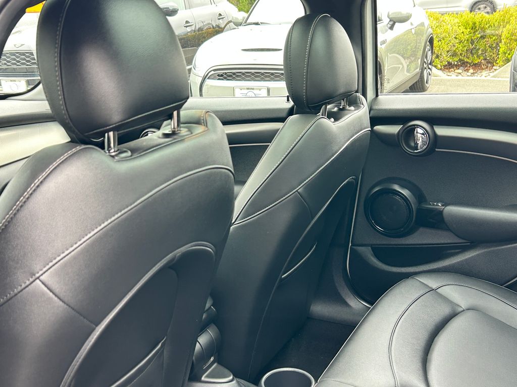 Thumbnail: 2023 MINI Cooper - 31