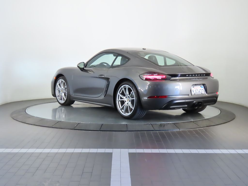 2024 Porsche 718 Cayman  3