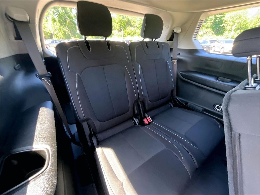 2023 Jeep Grand Cherokee L — photo 17