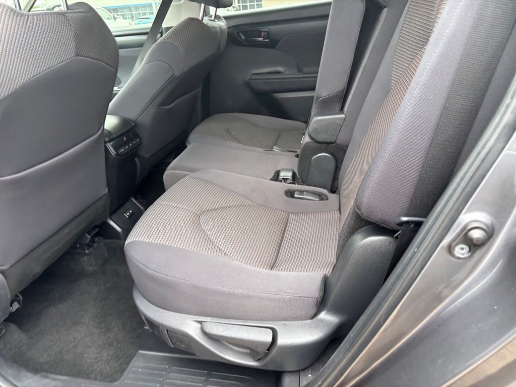 2024 Toyota Highlander LE Gray at Gullo Toyota