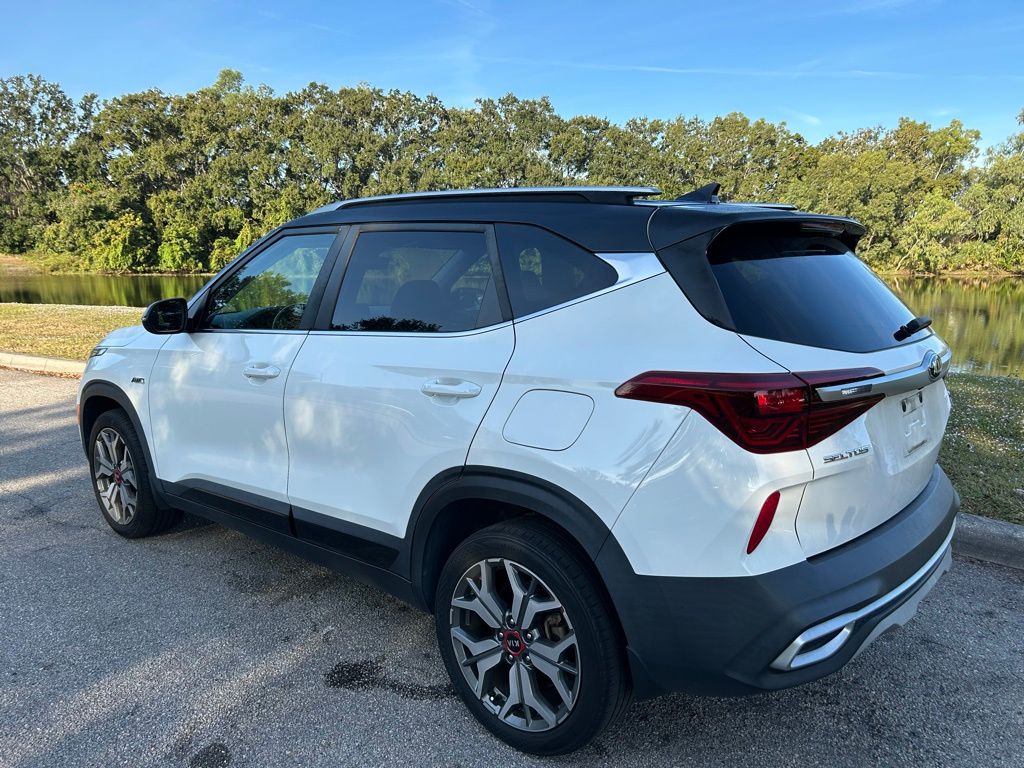 Thumbnail: 2021 Kia Seltos - 3