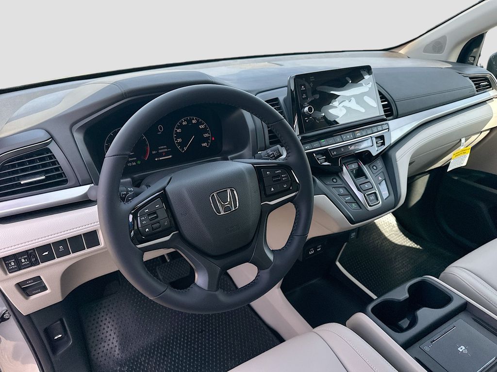 2025 Honda Odyssey EX-L 9