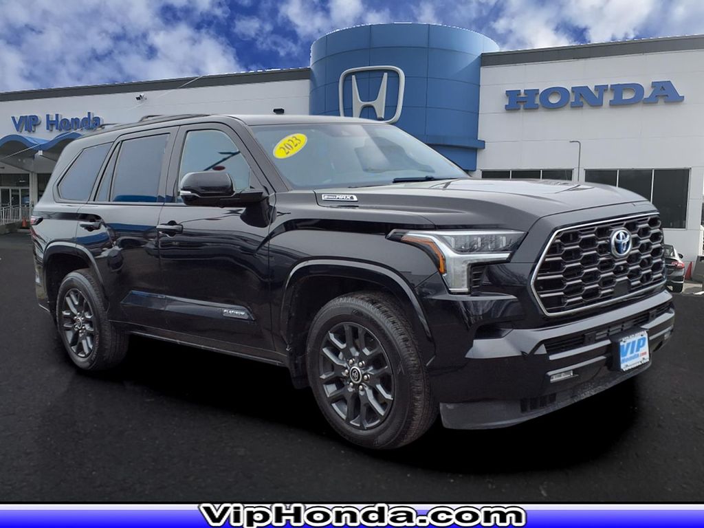 2023 Toyota Sequoia Platinum 4WD