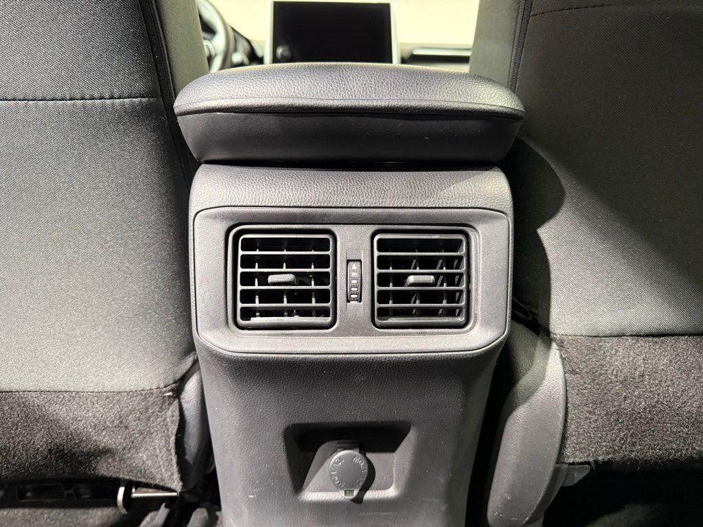 Thumbnail: 2024 Toyota RAV4 - 20