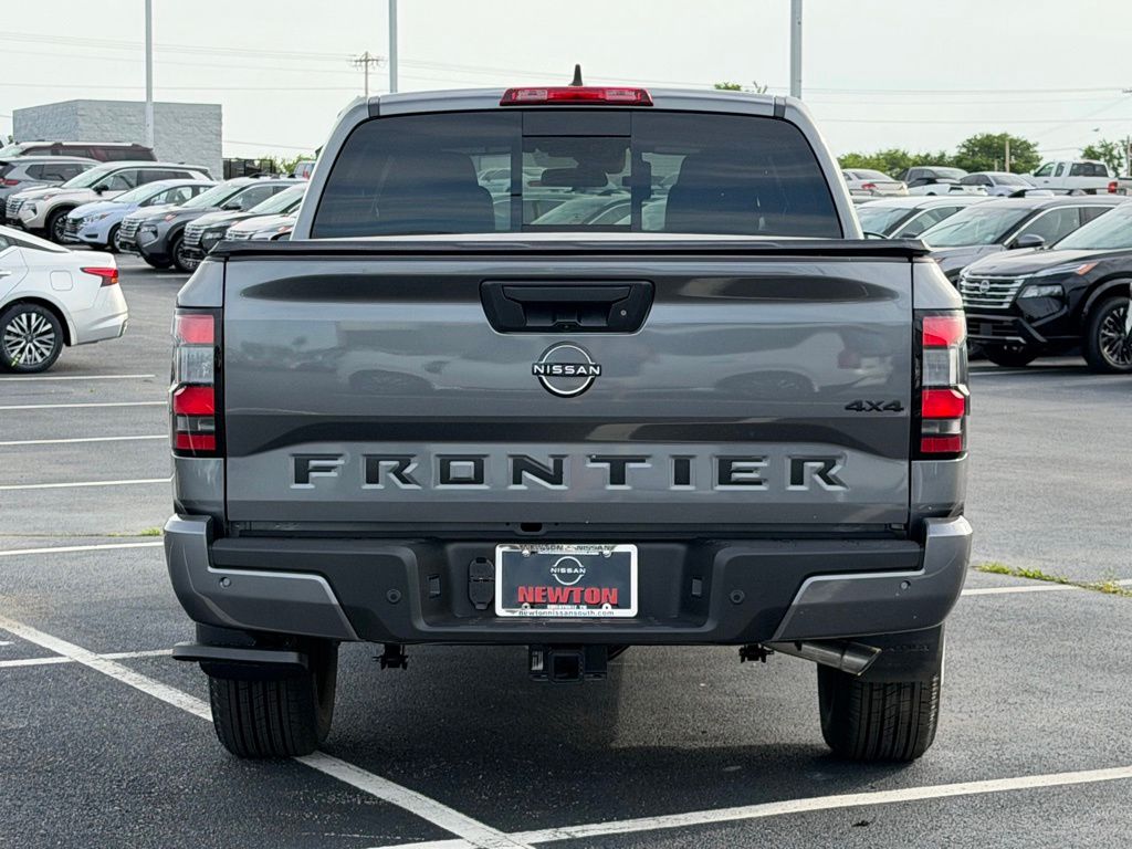 View vehicle photo 5