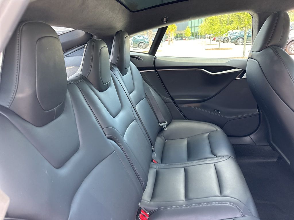 2020 Pearl White Multi-Coat Tesla Model S Long Range AWD Hatchback