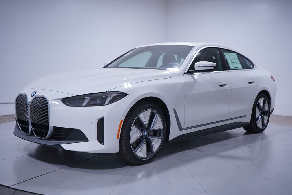 Thumbnail: 2026 BMW i4 - 1