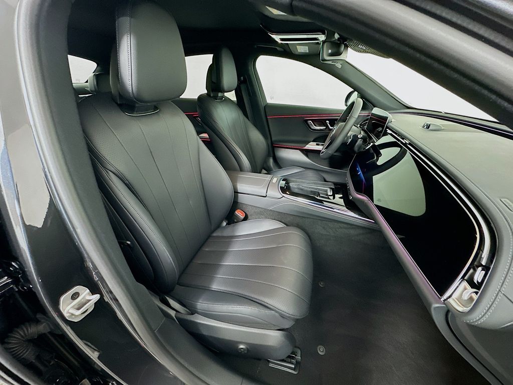 Thumbnail: 2025 Mercedes-Benz E-Class - 29