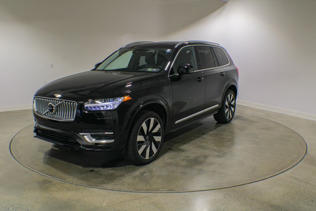 2025 Volvo XC90 Recharge T8 Plus Bright Theme 6-Passenger eAWD
