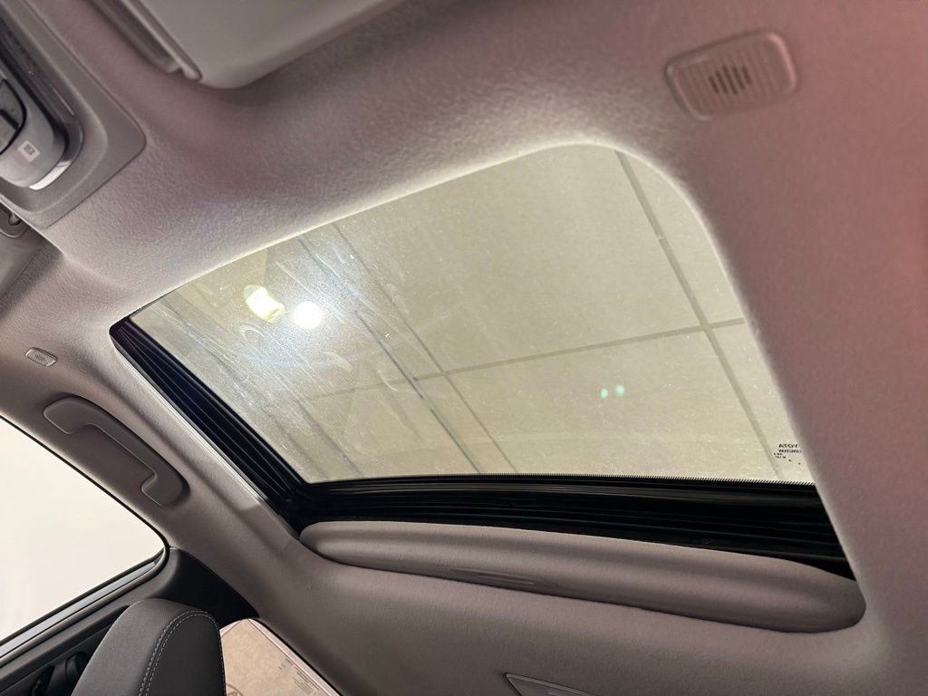 Thumbnail: 2026 Toyota Corolla Cross - 18