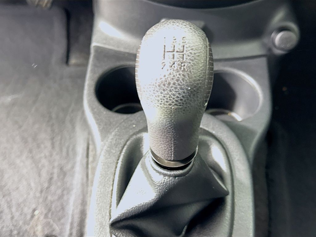 Used Car 2017 Nissan Versa  1.6 S For Sale Under $10,000 In Austin, Texas