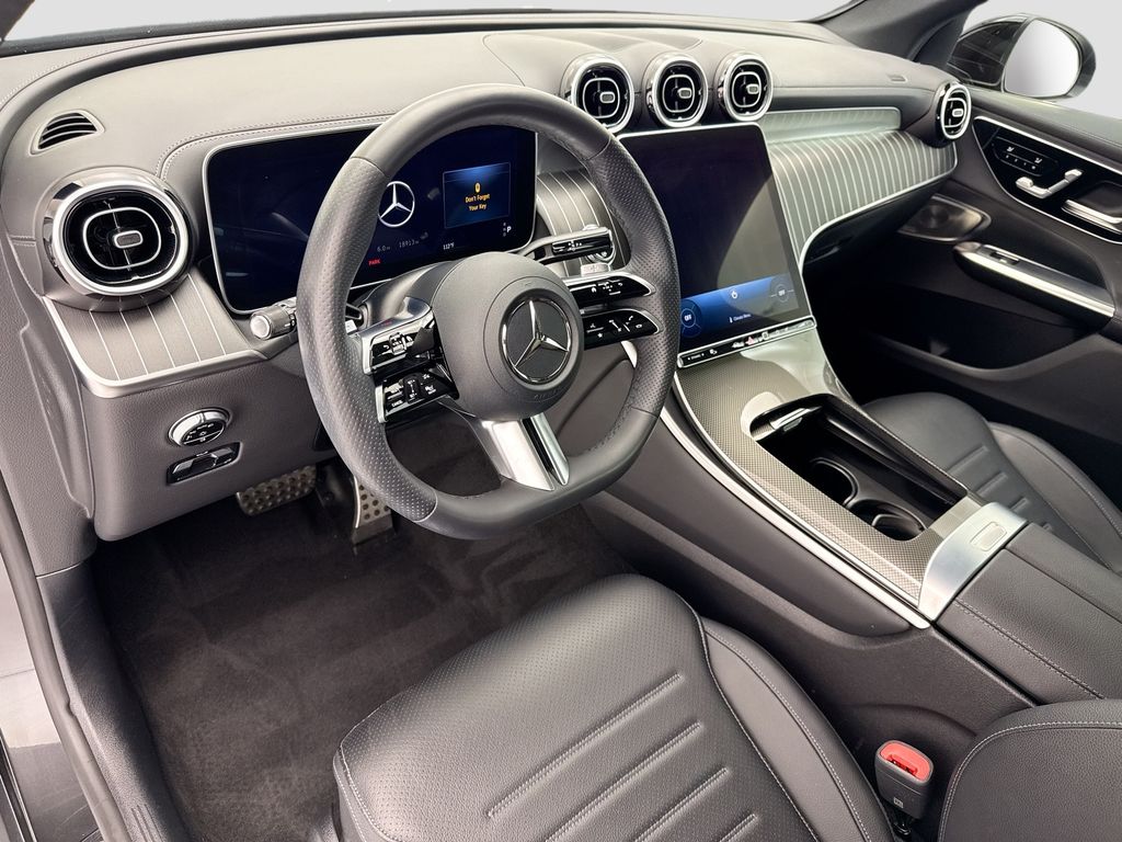 Thumbnail: 2023 Mercedes-Benz GLC - 9