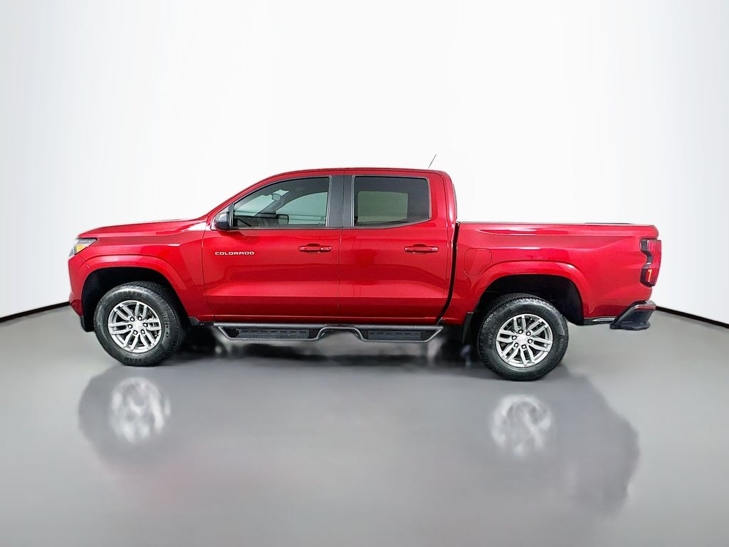 Thumbnail: 2024 Chevrolet Colorado - 8