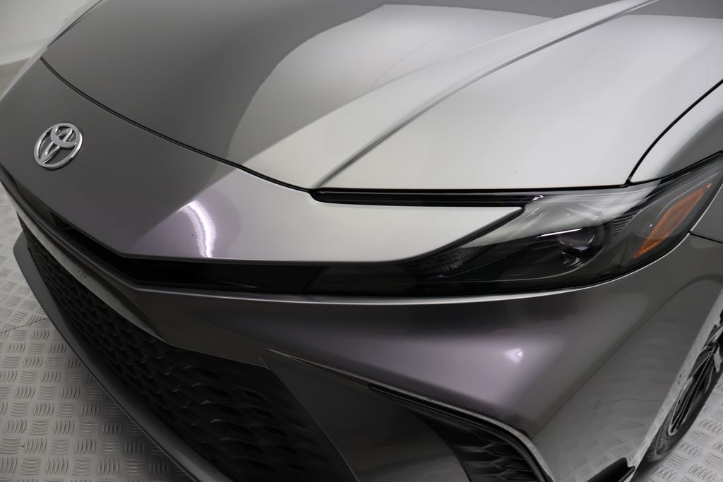 Thumbnail: 2025 Toyota Camry - 3