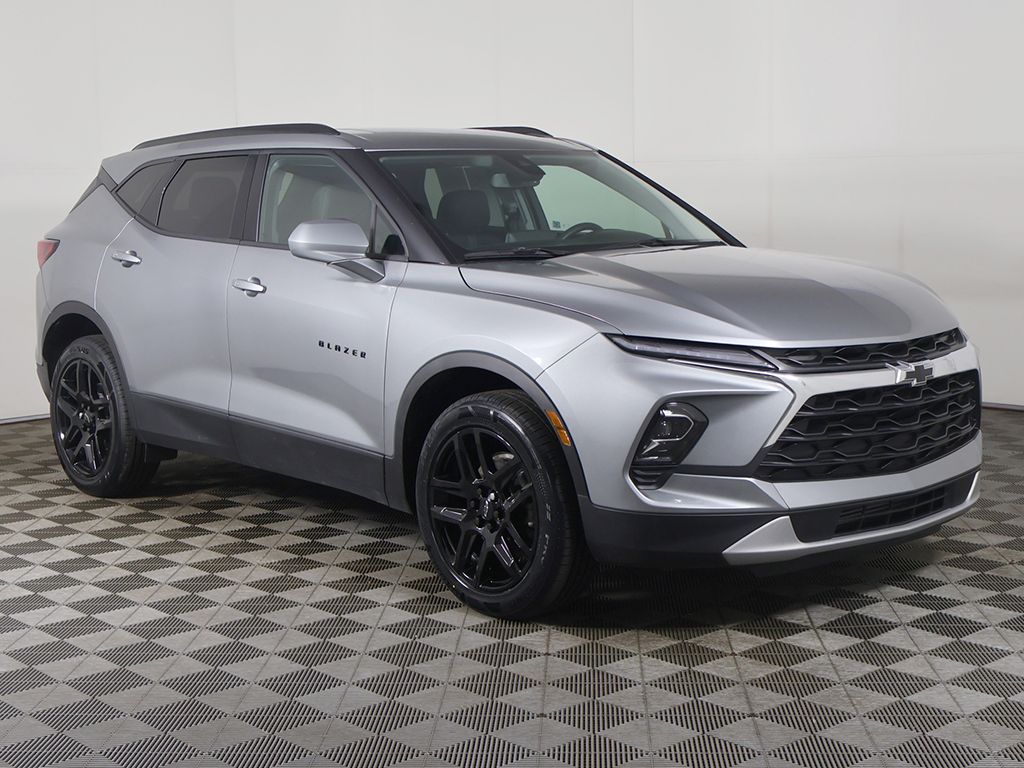 View vehicle photo 2
