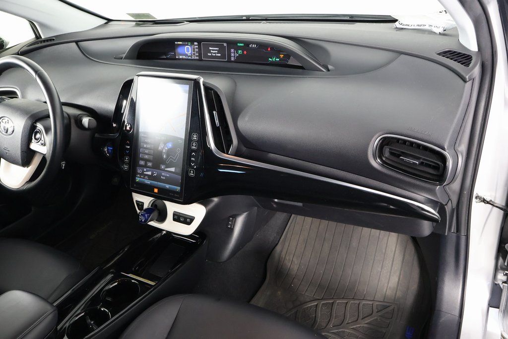 Thumbnail: 2018 Toyota Prius Prime - 7