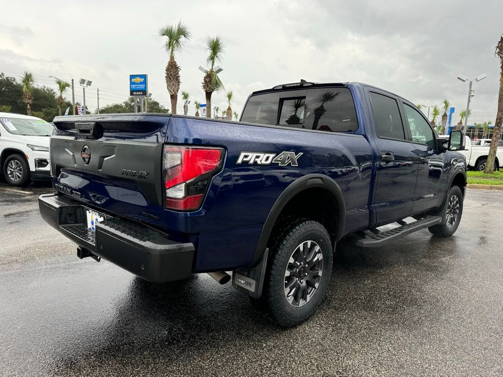 2022 Nissan Titan XD PRO-4X 7