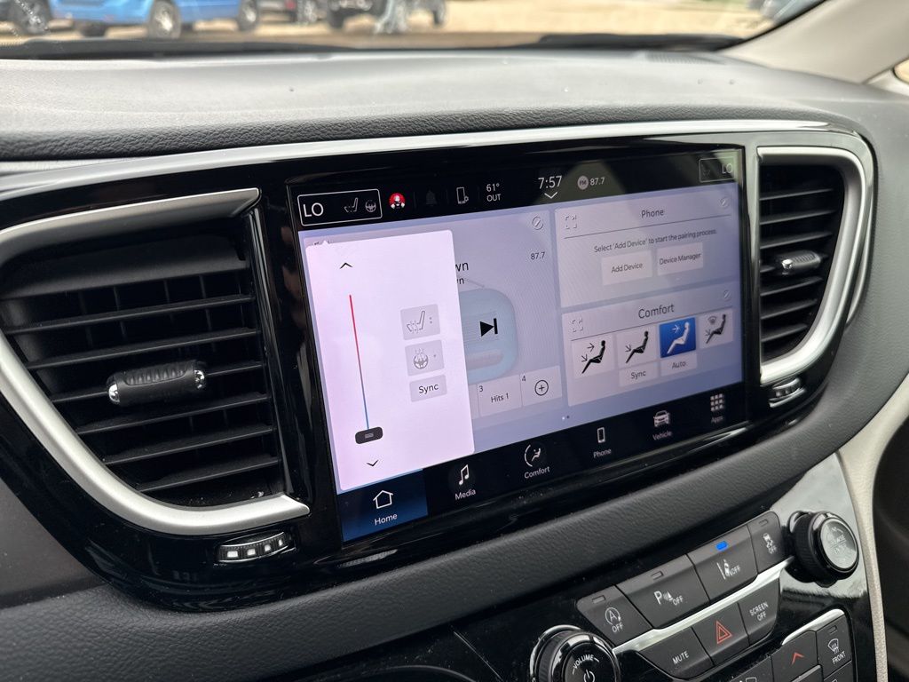 2023 Chrysler Pacifica