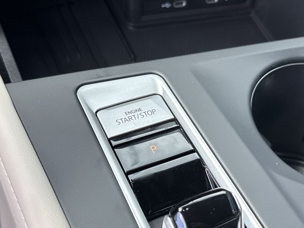 2026 Volkswagen Atlas 2.0T SE White at Bayshore Chrysler Jeep Dodge Ram