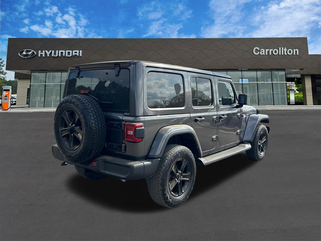 Used 2022 Gray Jeep Unlimited Sahara Altitude image 5