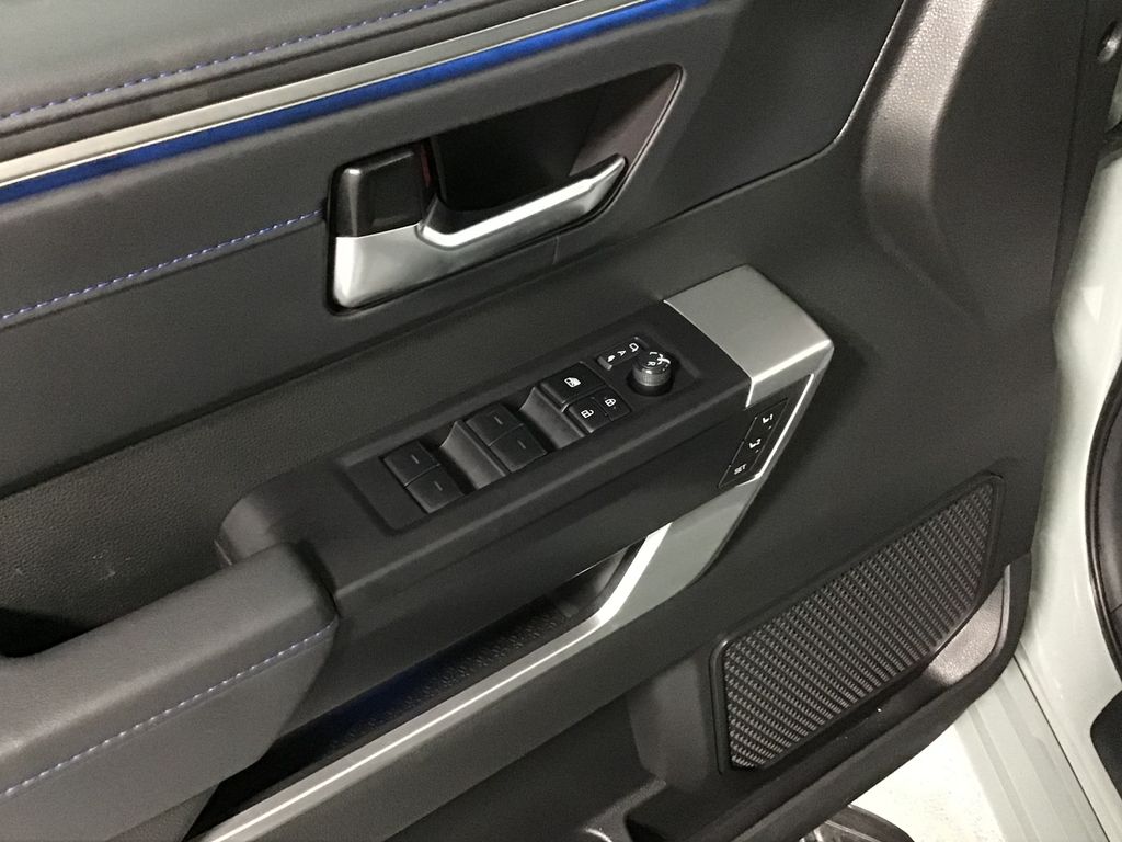 Thumbnail: 2024 Toyota Tundra - 31
