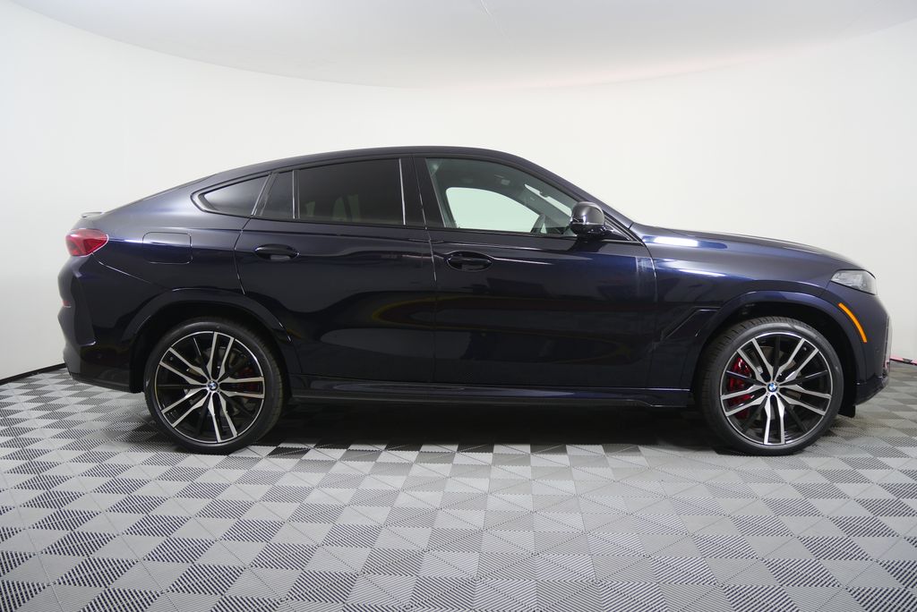 Thumbnail: 2027 BMW X6 - 2