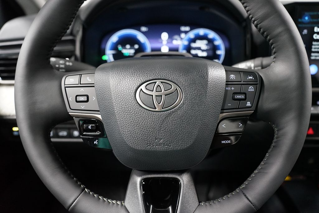 Thumbnail: 2026 Toyota Camry - 12