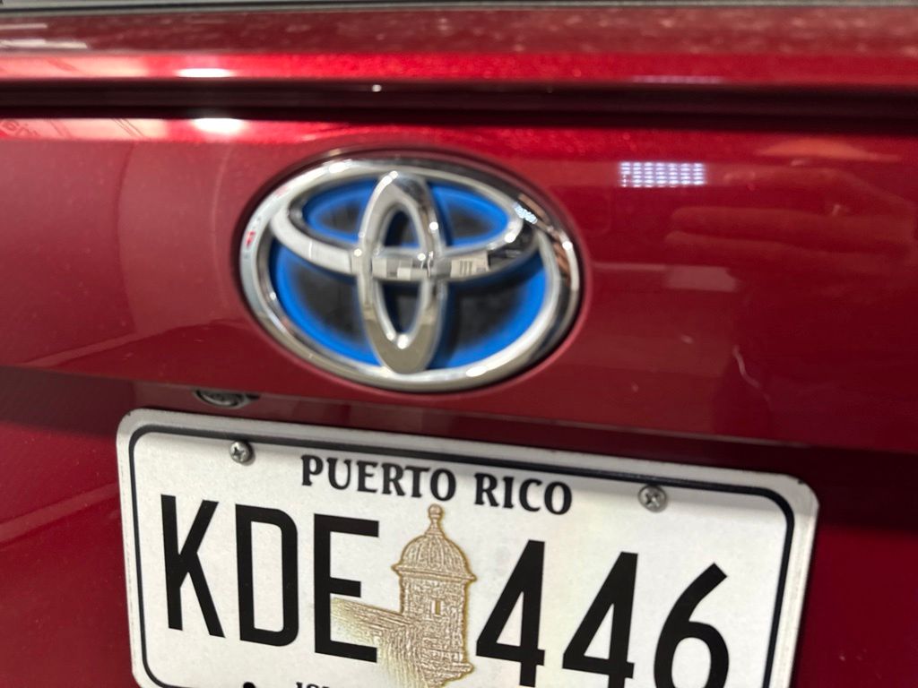 Thumbnail: 2023 Toyota RAV4 - 20