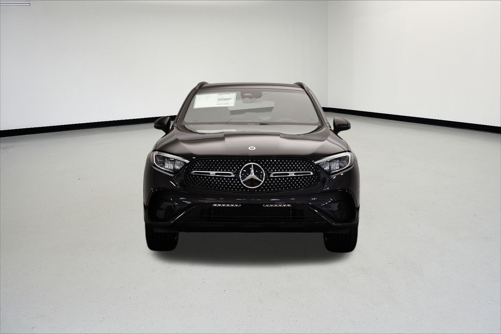 Thumbnail: 2025 Mercedes-Benz GLC - 8