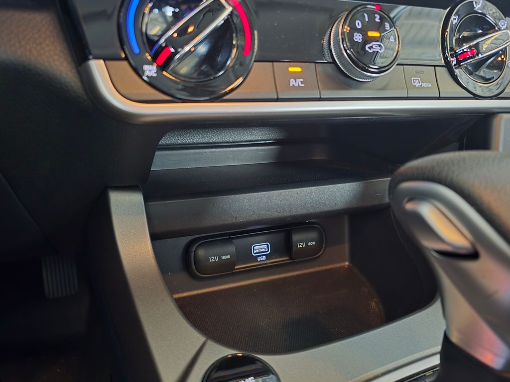 Thumbnail: 2021 Kia Seltos - 15