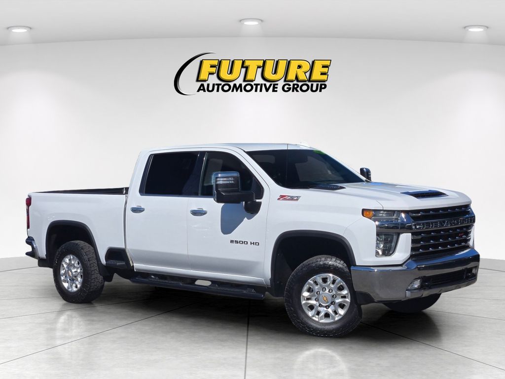 Summit White 2023 Chevrolet Silverado 2500HD Pickup Truck Four-Wheel Drive Automatic