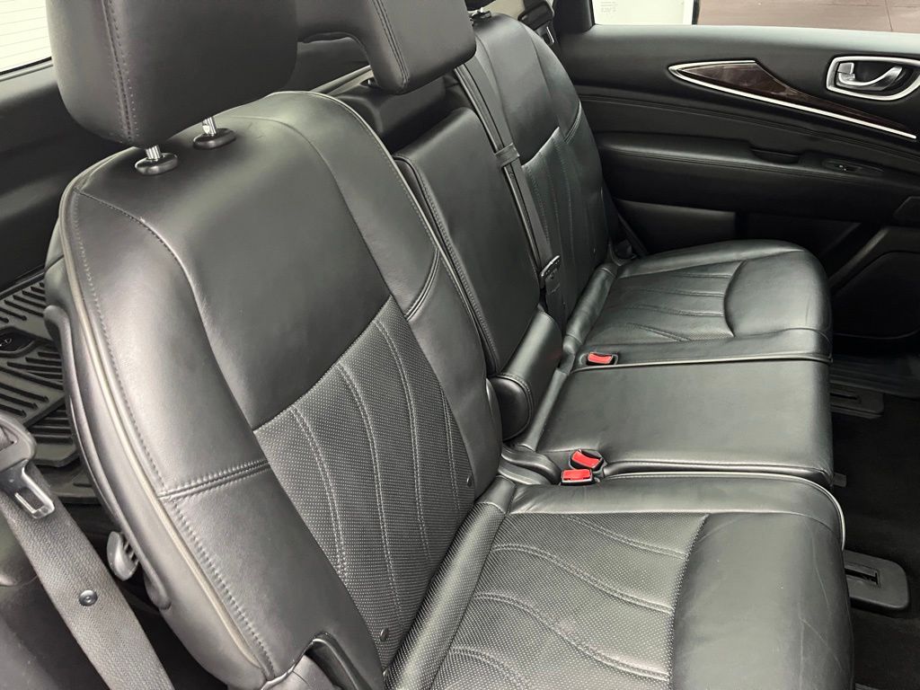 Thumbnail: 2013 INFINITI JX35 - 29