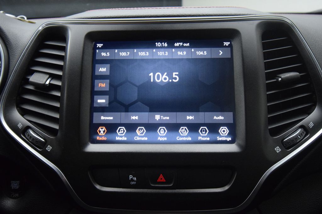 used 2019 Jeep Cherokee car, priced at $14,000